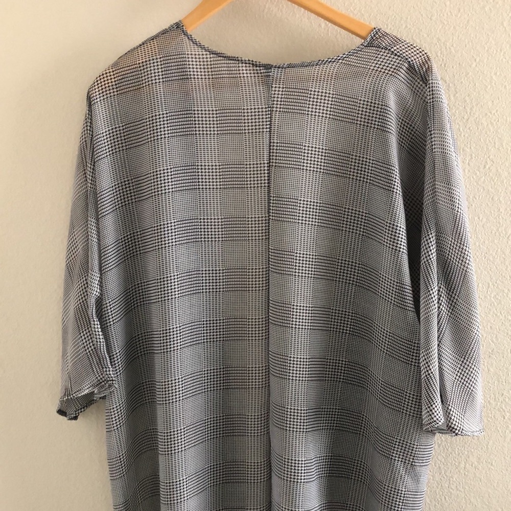 LuLaRoe Gingham Duster - Picture 3 of 4